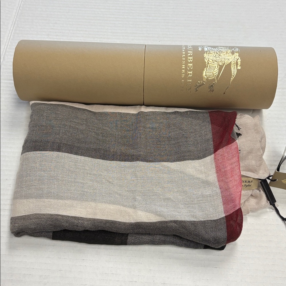 Burberry Sheer Mega Check Scarf - Picture 5 of 11